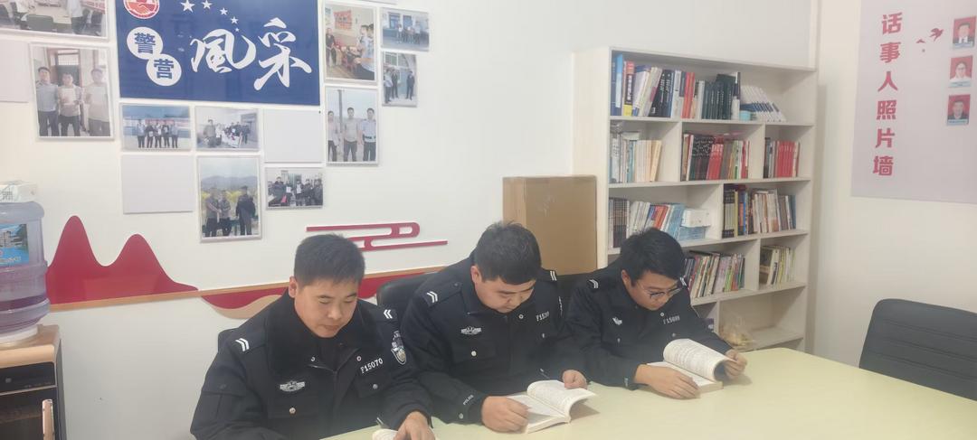 阅读润心强本领 警营书香促攻坚——吴堡公安2025年全警阅读赋能“八大行动”落地见效 阅读润心强本领 警营书香促攻坚——吴堡公安2025年全警阅读赋能“八大行动”落地见效