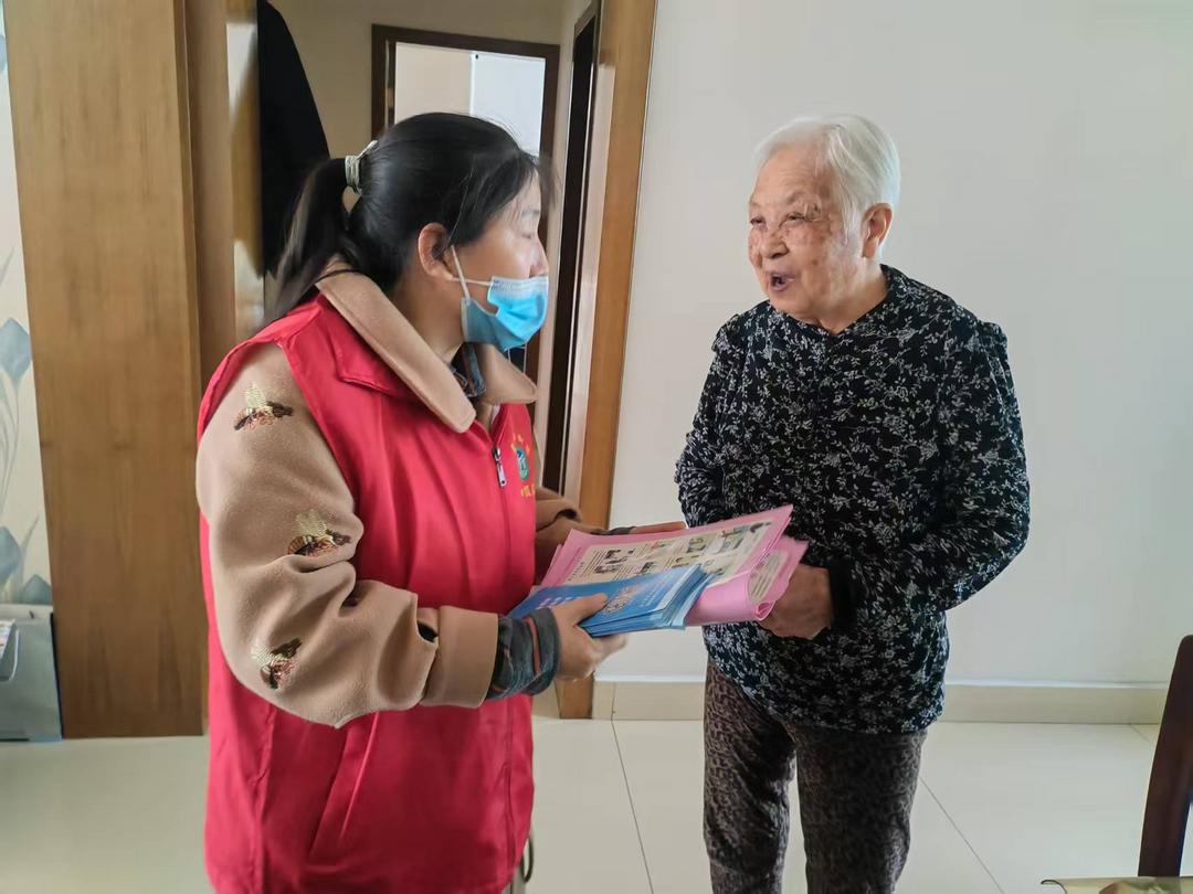 榆阳区崇文路街道迎滨路社区“三位一体”绘就基层治理新图景