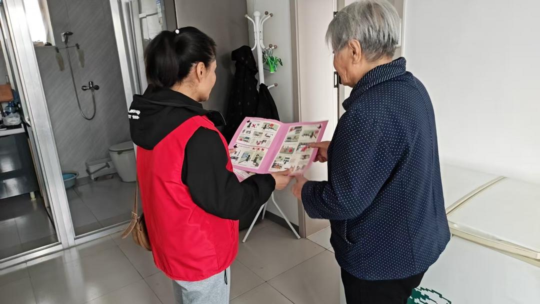 榆阳区崇文路街道迎滨路社区“三位一体”绘就基层治理新图景