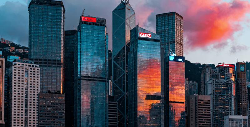 2025年香港优才、高才通双轨并行下的新机遇