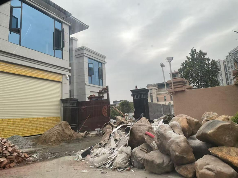 图片[6]-广州一别墅被指“占道、搞违建” 多次投诉仍即将顺利竣工-华闻时空