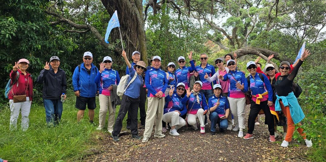 ä¸€ç¾¤äººç«™åœ¨æ ‘ä¸‹

AI ç”Ÿæˆ�çš„å†…å®¹å�¯èƒ½ä¸�æ­£ç¡®ã€‚