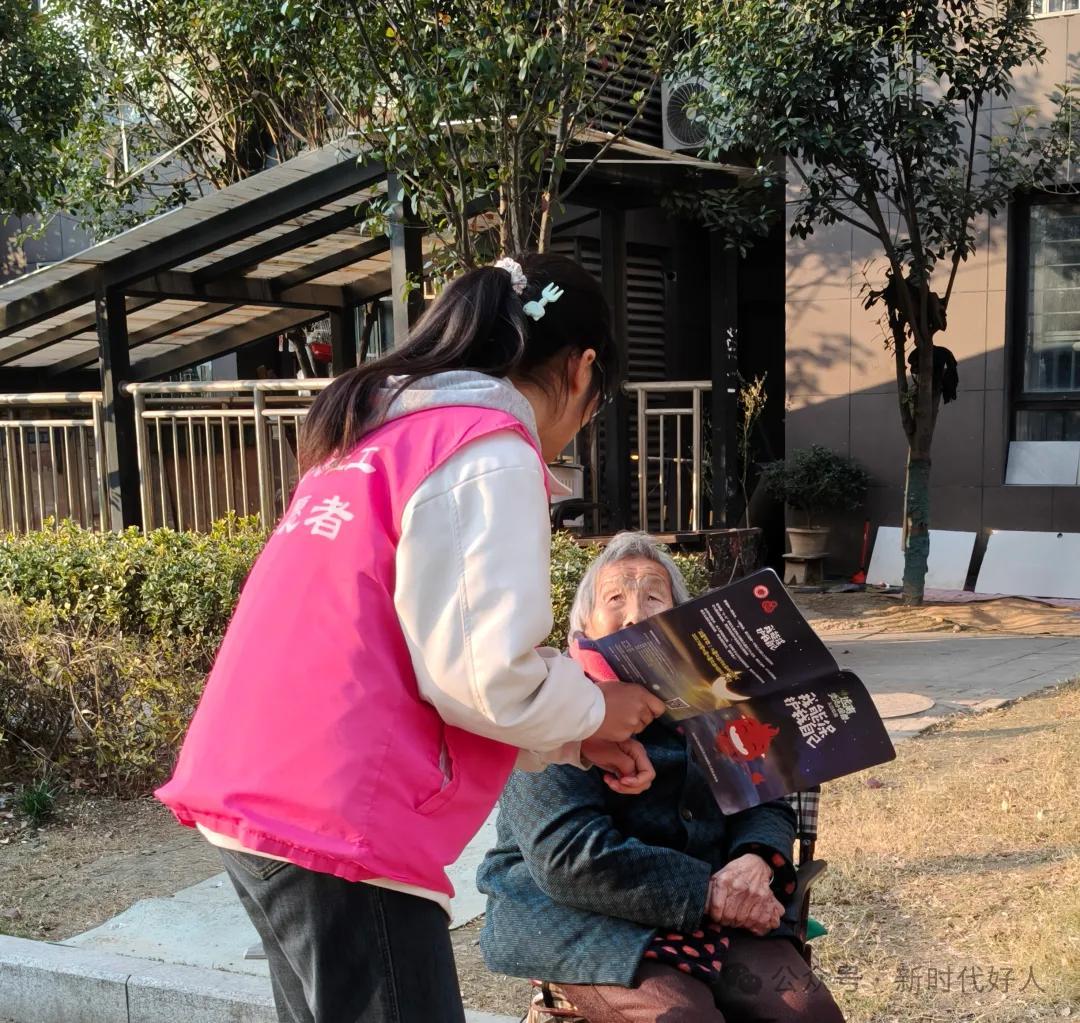 �ഺů���������̻���������2025������һ�δ�ѧ�����̽�����