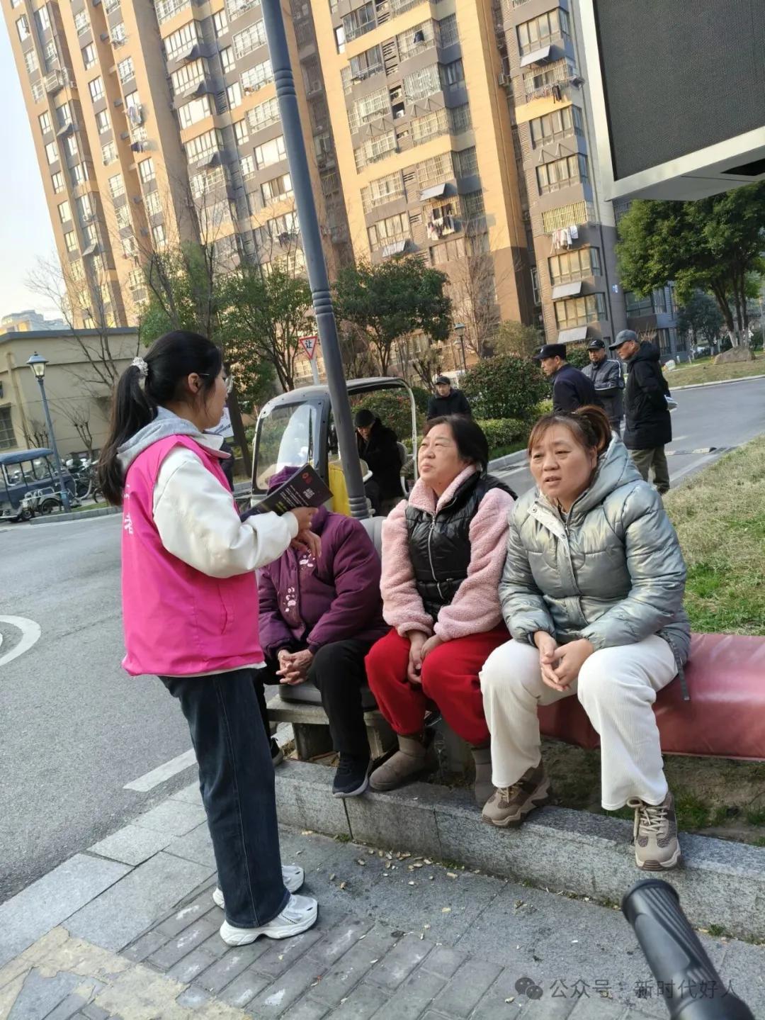 �ഺů���������̻���������2025������һ�δ�ѧ�����̽�����