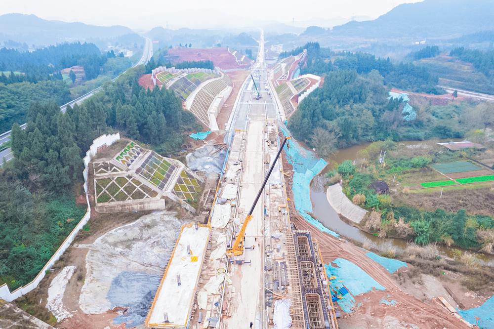 Yingshan, Sichuan: Transportation is 