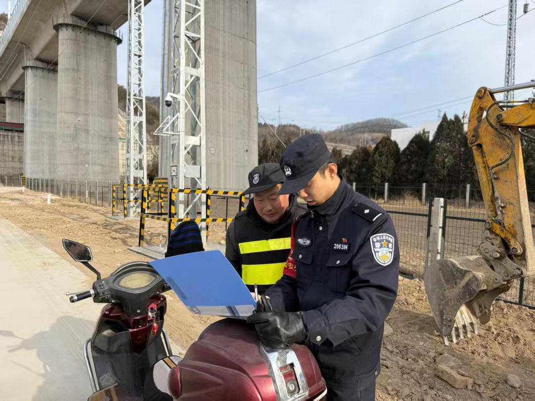 延安铁路公安处富县东站派出所：护航高铁启新篇