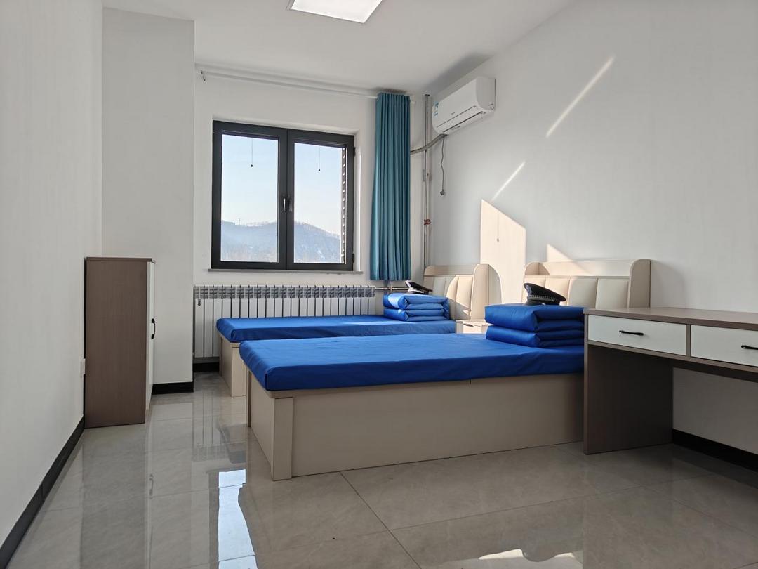 延安铁路公安处富县东站派出所：护航高铁启新篇