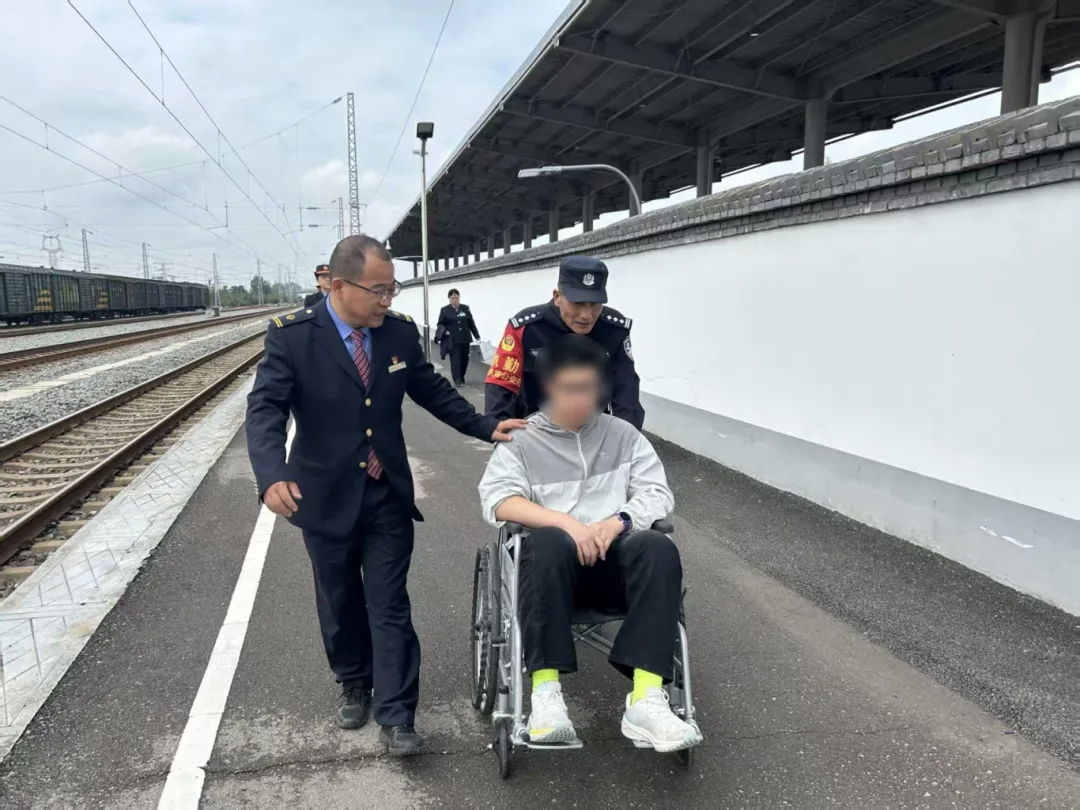 西安铁路公安局延安公安处蒲城站派出所全力打造规范化警务区