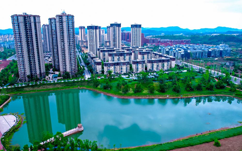 Yingshan, Sichuan: The old city changes its appearance and the new city showcases its new form