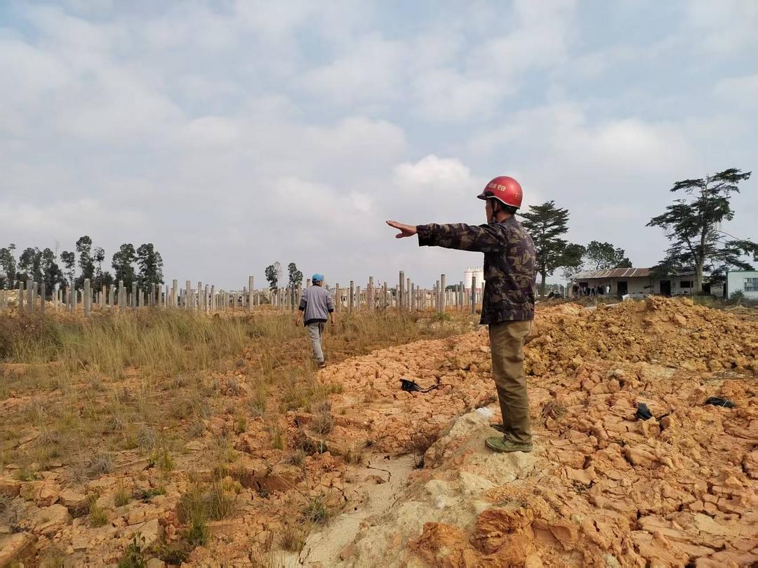 图片[2]-雷州百亩土地承包疑云：合同“变脸”，村民追问“租地黑洞”-华闻时空