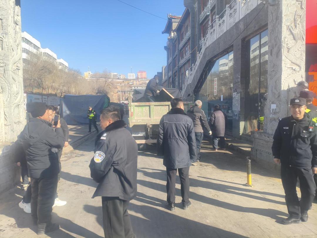 榆阳区鼓楼街道办普惠泉社区：擦亮驼城底色 共筑洁净家园