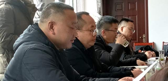 汇聚社会力量 共绘乡村新景 ——“助力乡村振兴 共建和美社区”爱心座谈会暨送温暖活动在龙马新社区成功举行