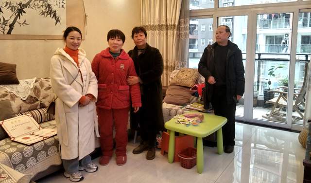 三尺讲台育桃李 一片丹心化春晖  ——记全国优秀教师张玉梅的三十五年教育人生