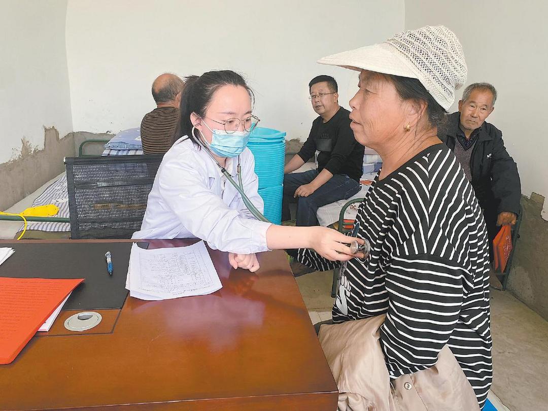 从“看病难”到“家门口的名医”，子洲“医共体”下沉优质资源，18个乡镇卫生院实现信息化统一管理
