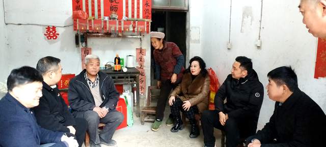 春潮涌动乡村暖 爱心汇聚振兴路  ——罗甸县深井村“政企同心”活动温暖启幕