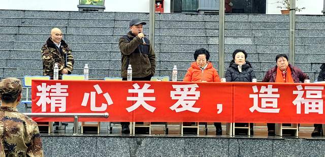 国旗下的誓言：寒日开阳，24700册图书筑起乡村孩子温暖书乡