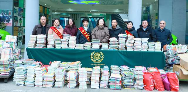 国旗下的誓言：寒日开阳，24700册图书筑起乡村孩子温暖书乡