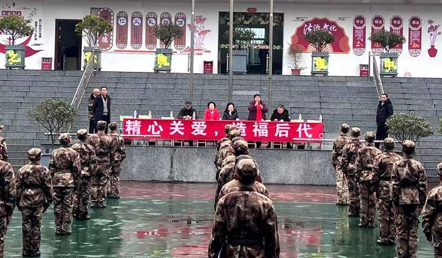 国旗下的誓言:寒日开阳,24700册图书筑起乡村孩子温暖书乡