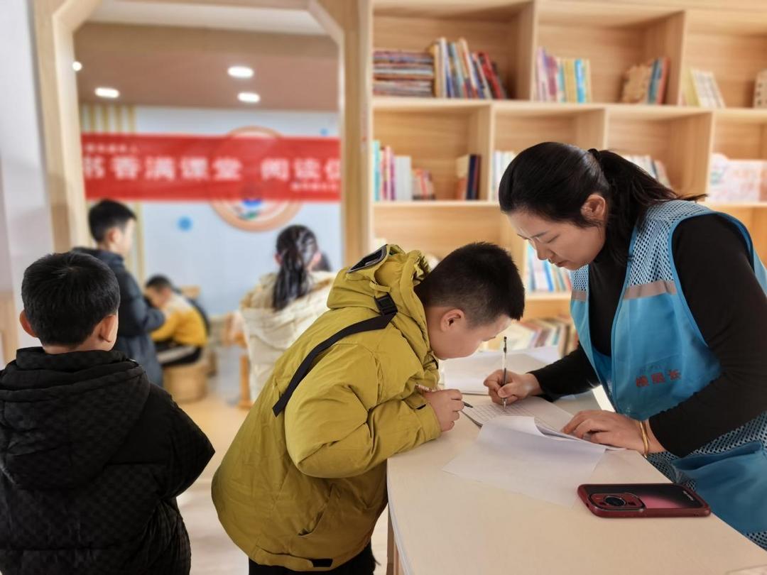 互动交流中学会品读文字