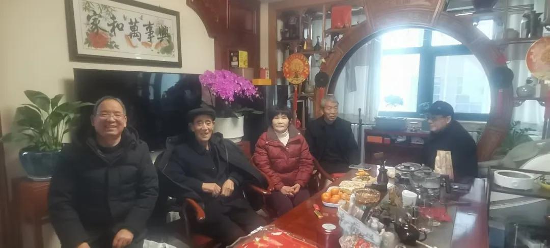 <a href=https://www.shidiannet.com/zt/shaanxi/ target=_blank class=infotextkey>陕西</a>白水杜康开展“情系老职工 新春送温暖”春节走访慰问活动