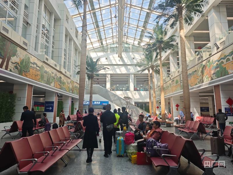 图片[6]-新春走基层｜百年广州站转型为高铁站后迎来首个春运-华闻时空