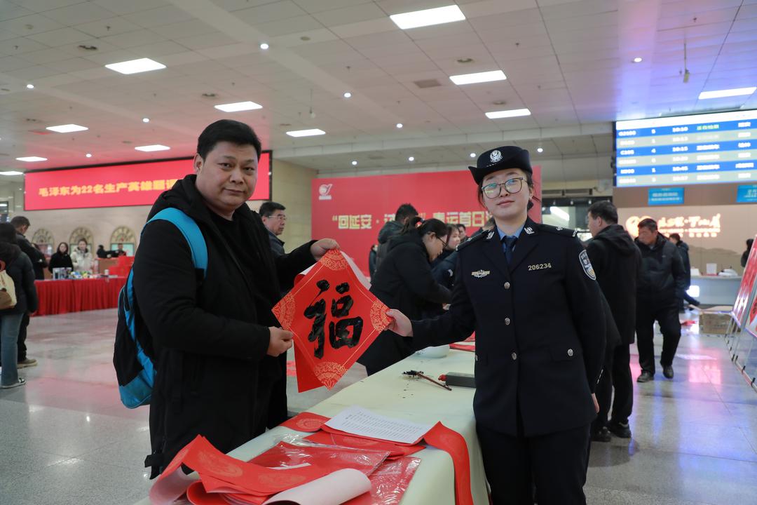 春运开启，延安铁警全力守护旅客平安出行