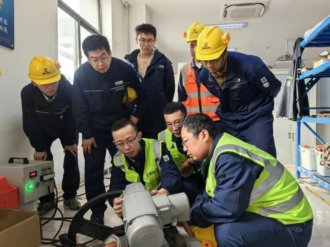 陕煤集团榆林化学公司:让设备“衬里”更实 底色更足