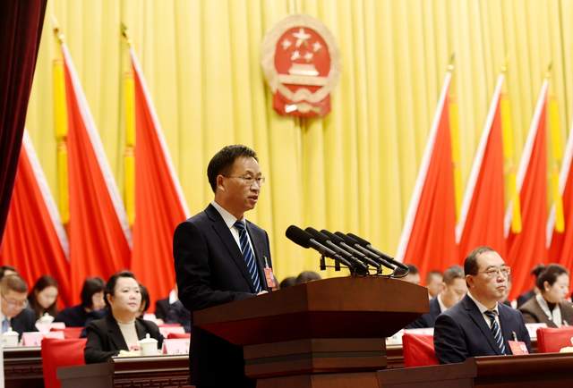 贵州六盘水市钟山区九届人大五次会议隆重开幕-图片3