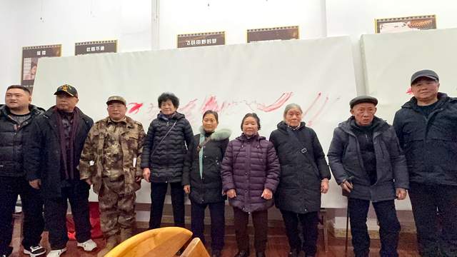 凝香重彩两山魂：一场用丹青与热泪浇铸的致敬