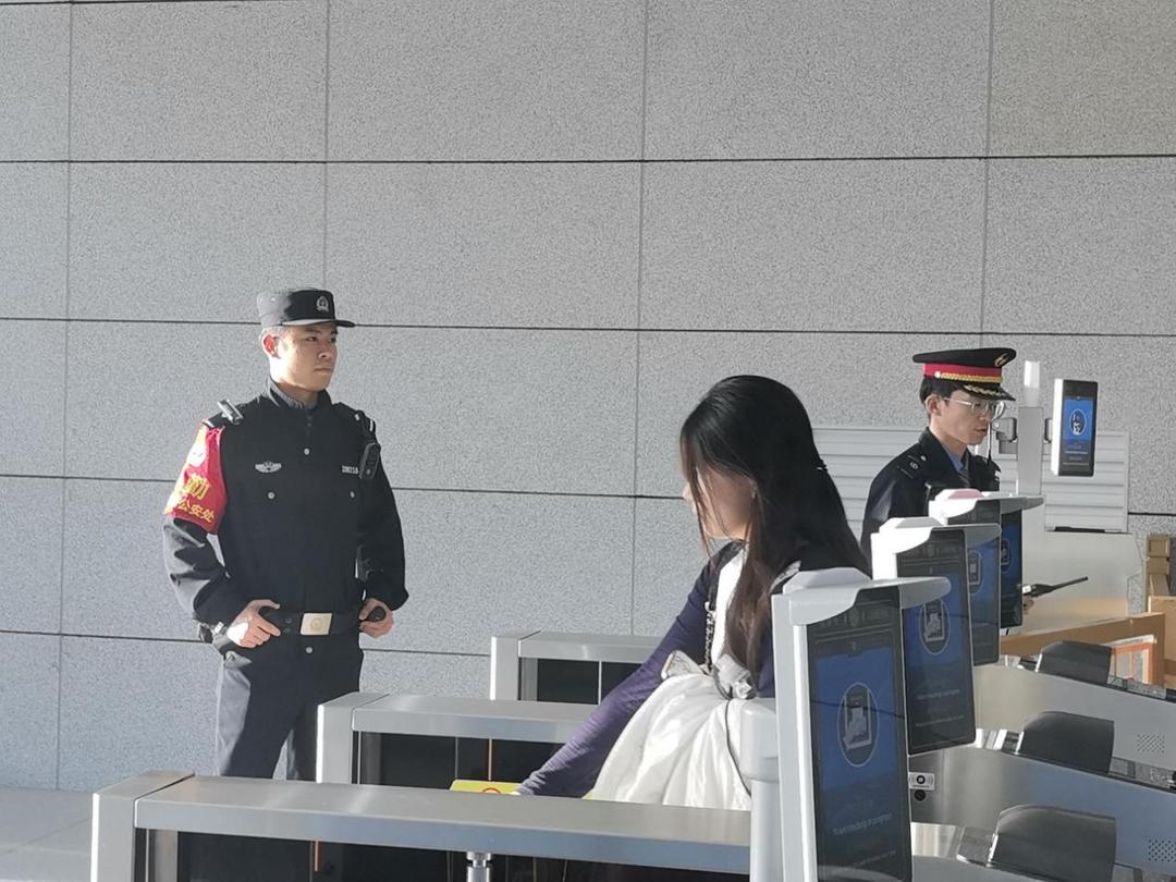 富县北站派出所多维护航 全力筑牢春运返程安全防线