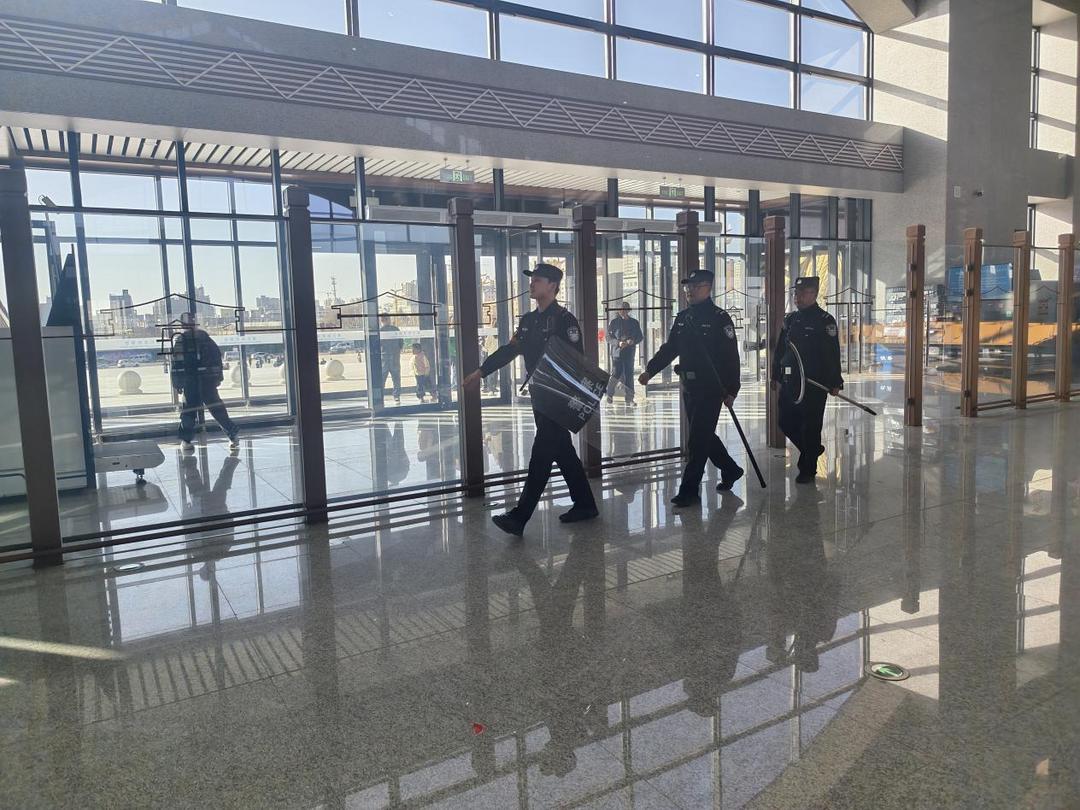 富县北站派出所多维护航 全力筑牢春运返程安全防线