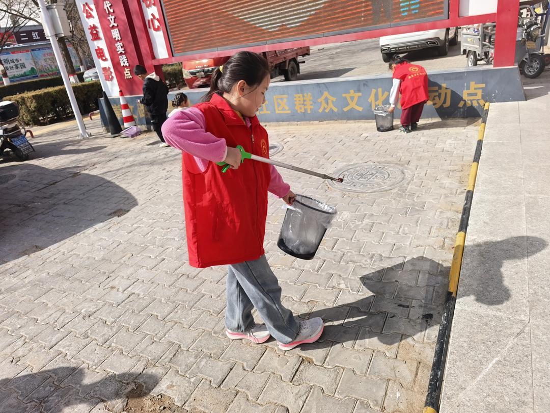 学院社区小小志愿者服务队