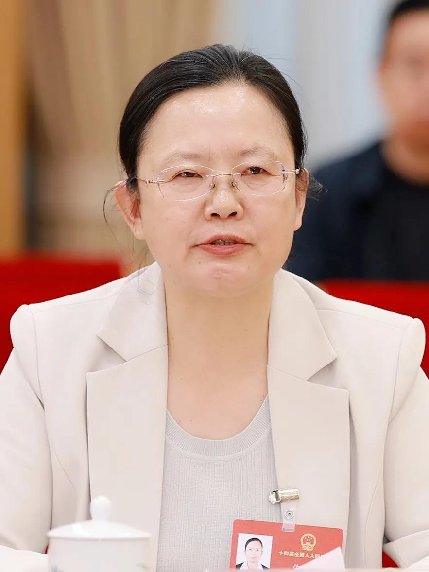 朱广兰代表:明确释放“惩治也是挽救”信号_全球_新闻_华人头条