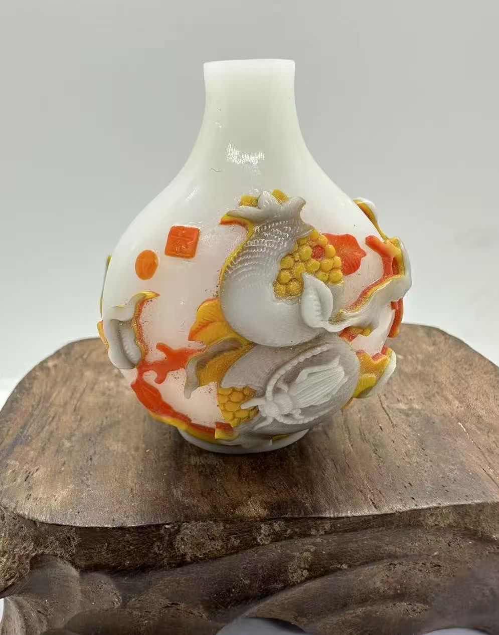 信不信由你，辛加皮套料鼻烟壺工藝康乾盛世代表頂峯之作迄今無人能突破