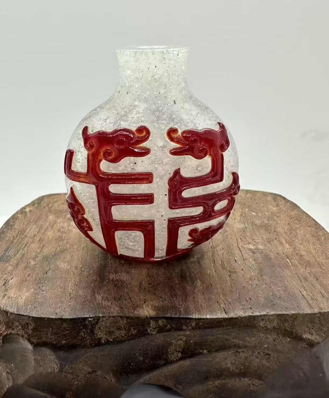 信不信由你，辛加皮套料鼻烟壺工藝康乾盛世代表頂峯之作迄今無人能突破