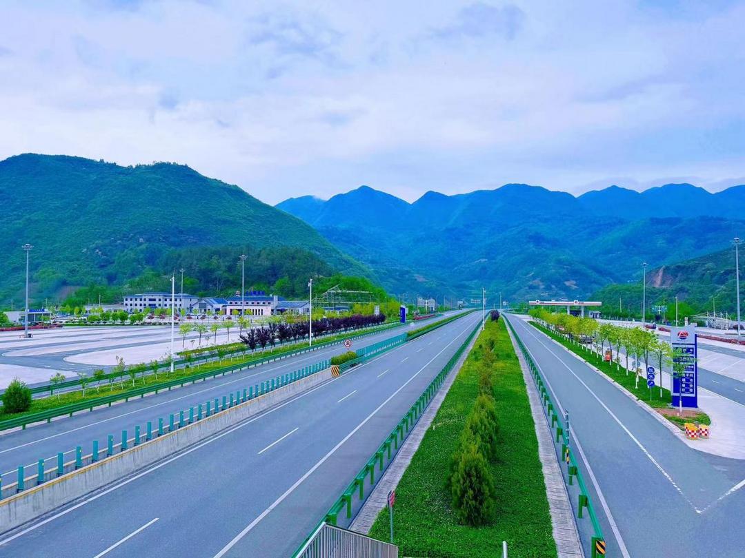 陕西交控服务管理集团午子山服务区:交旅融合促发展