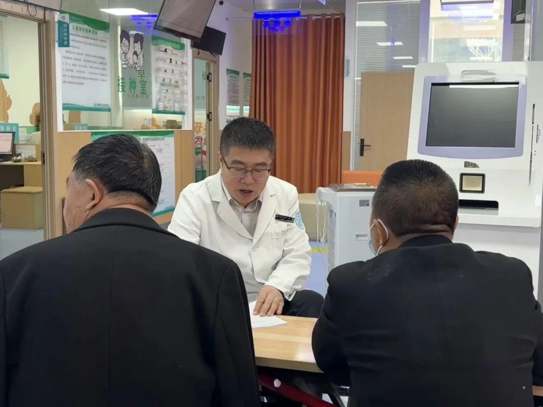 西安交通大学第一附属医院榆林医院开展前列腺癌公益筛查 为老年男性健康“护航”