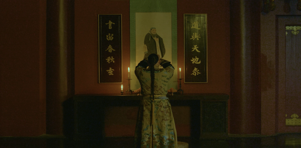 /Volumes/USB DISK/10月11月份中国电视物料/《我们中国人》物料/《我们中国人》分集剧照/《我们中国人》第10集 剧照/E10_032_康熙皇帝拜孔子.pngE10_032_康熙皇帝拜孔子