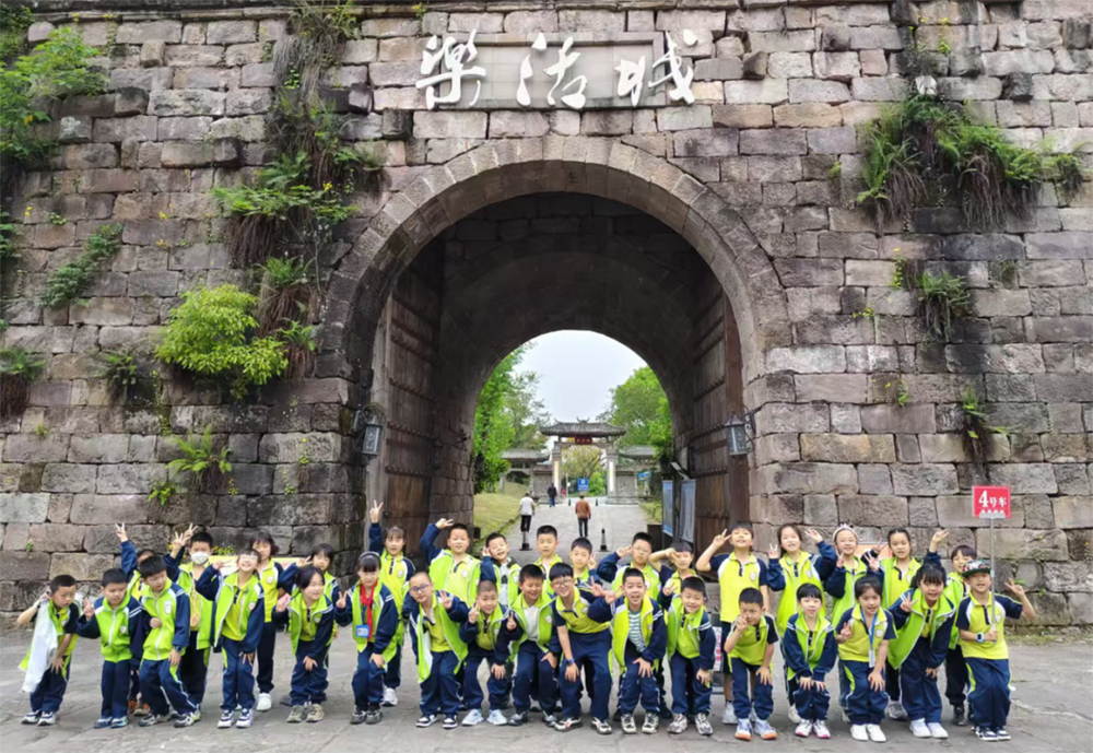 A walking classroom, a journey of growth