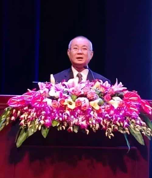 东方智慧与国家崛起：中国与新加坡的前进逻辑与成功之道