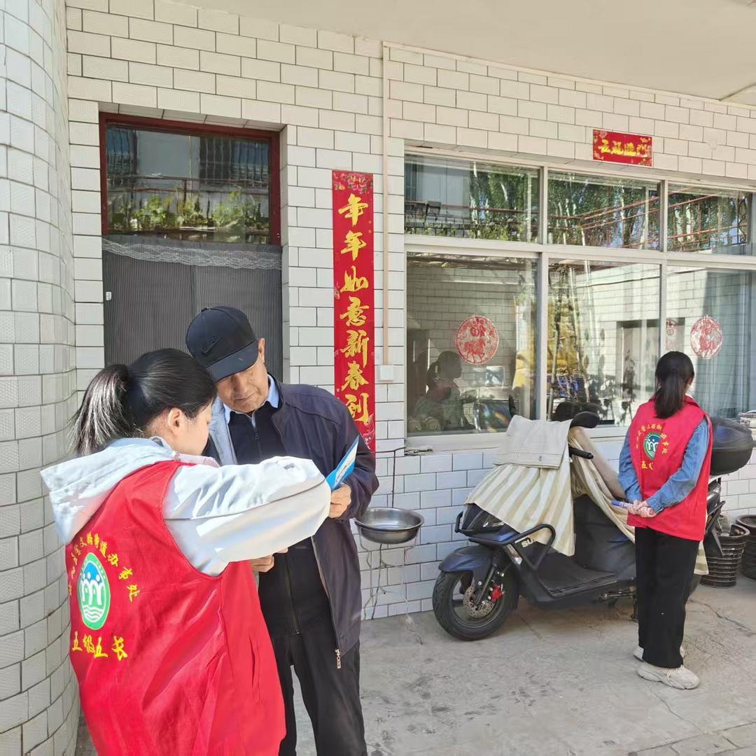 向居民、商户普及消防安全、用电用气安全等知识