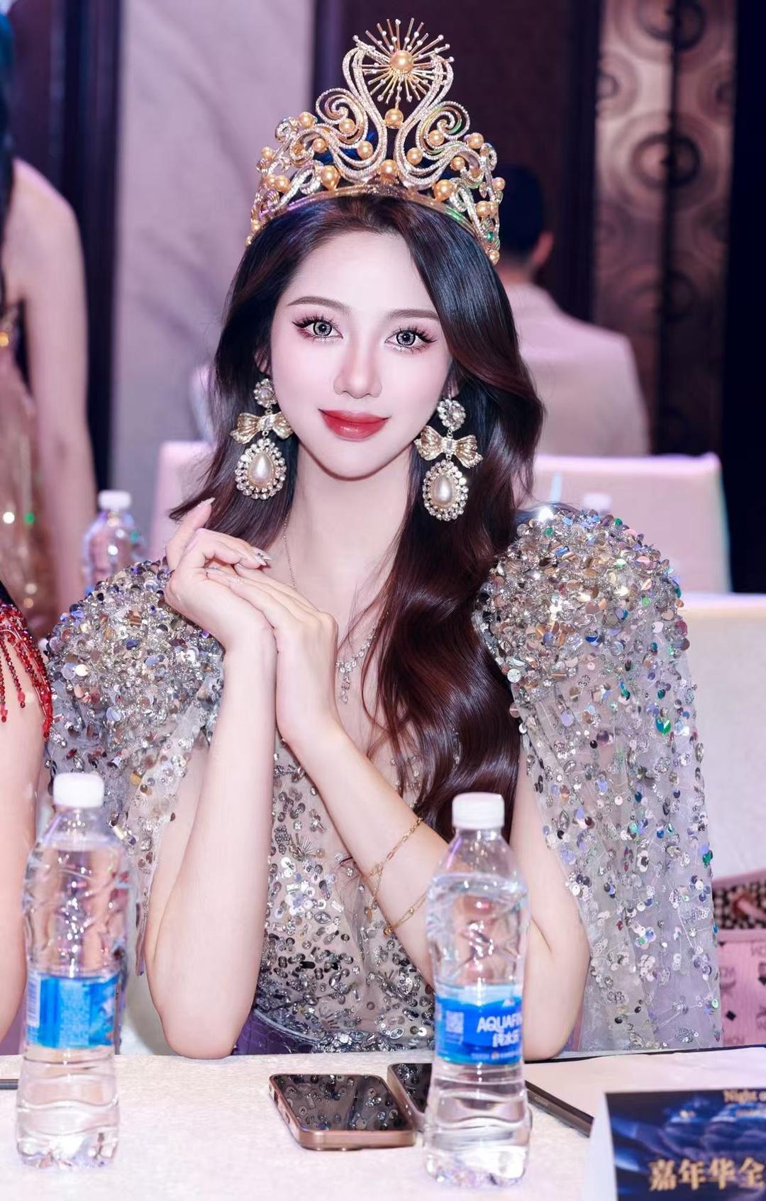 图片[10]-冠军嘉年华星耀盛典 蒋凌云携手历届佳丽开启选美行业新纪元-华闻时空