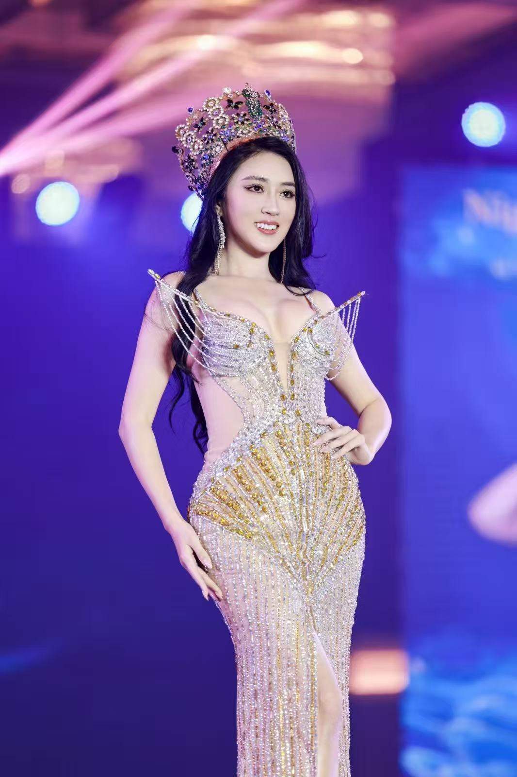 图片[15]-冠军嘉年华星耀盛典 蒋凌云携手历届佳丽开启选美行业新纪元-华闻时空