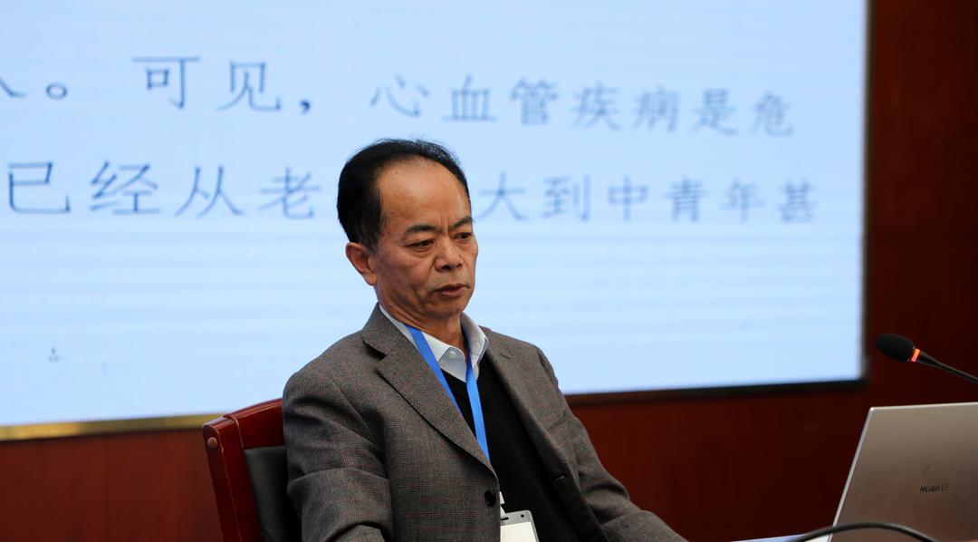 以书香涵养未来 以健康筑基黔中 ——第38-39届未来学科普读书会在筑成功举办