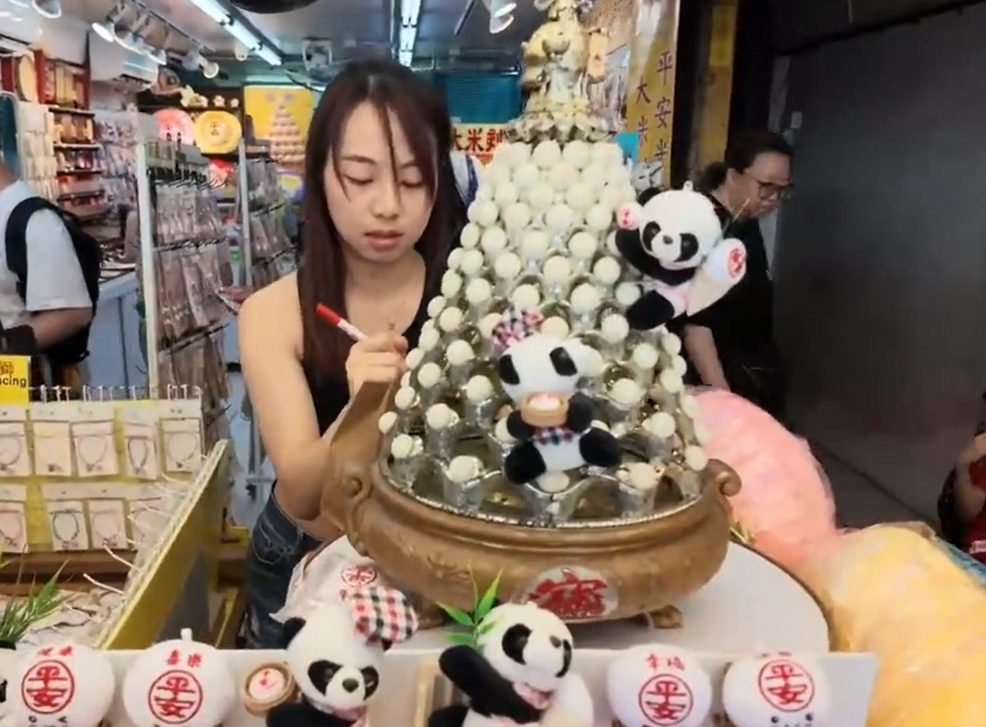 香港长洲太平清醮会景巡游 海内外游客共赏飘色民俗-华闻时空