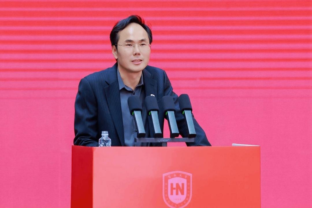 图片[7]-海南大学举办2026年本科生毕业典礼暨学士学位授予仪式-华闻时空