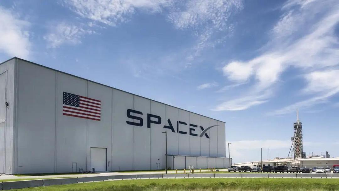 埃隆·马斯克正加大对罗马尼亚的投资。ANCOM宣布了SpaceX的新投资:罗马尼亚将成为最重要的国家