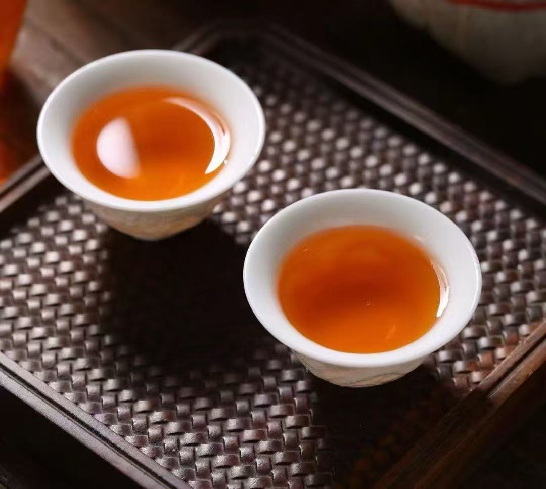 茶汤异象全解：一瓯清茶里的自然玄机-华闻时空