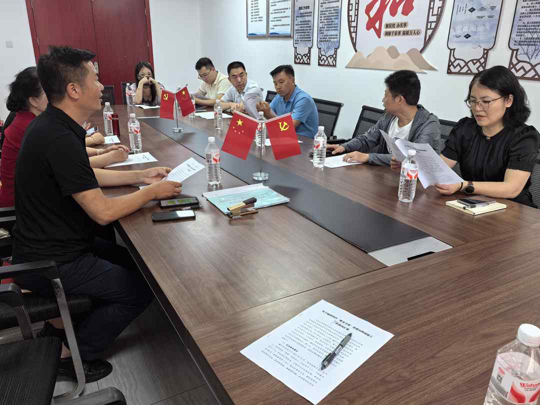 党建引领聚温情 夜幕值守护民安——蚌埠市委社会工作部调研指导屾河社区“慈光守夜”志愿服务项目