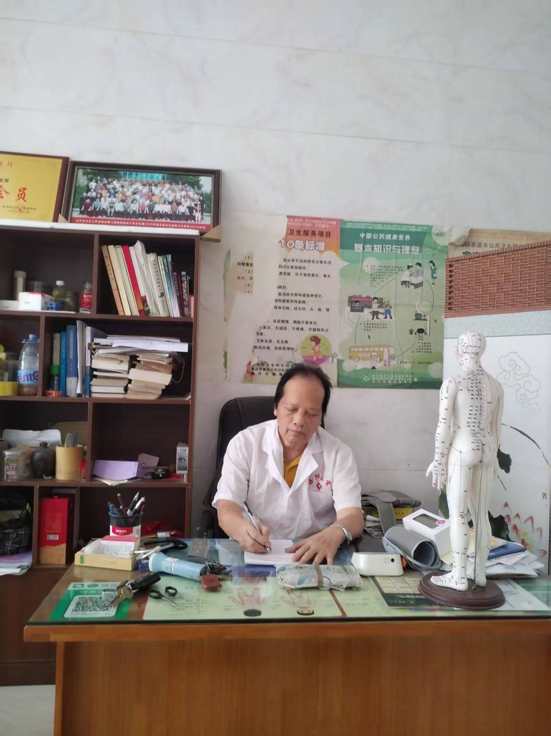 图片[4]-来稿选登 | 广东吴川260余名超龄乡医的养老困局调查-华闻时空